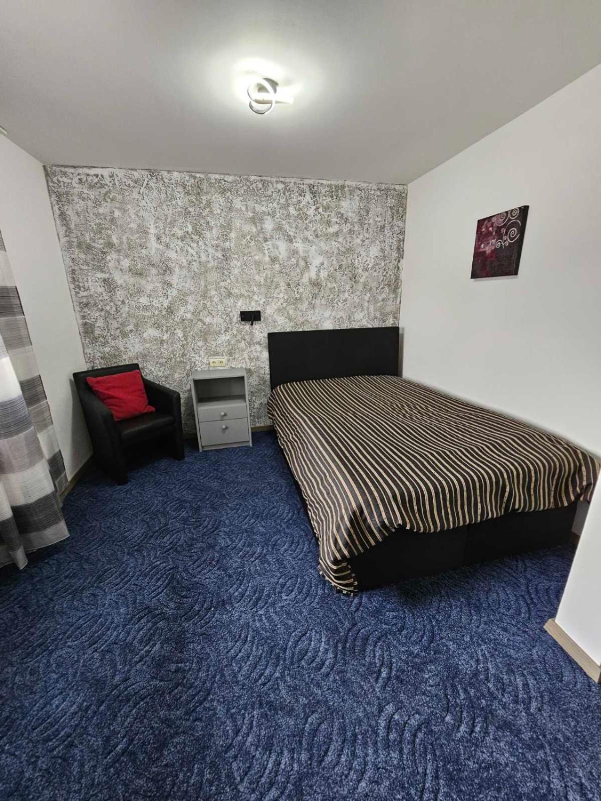 Kompfort Business Apartment Wertheim Buitenkant foto